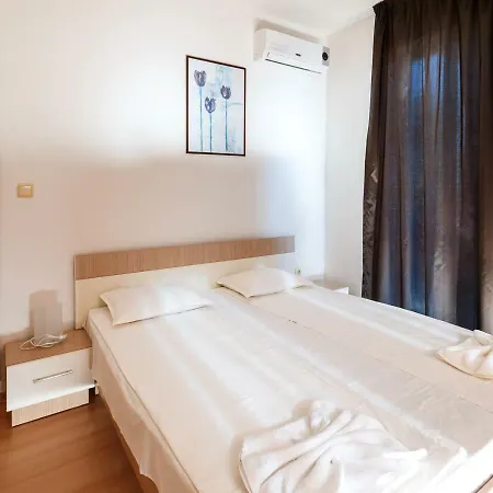 Charming 1 Bedroom Sunny Beach