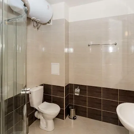 Charming 1 Bedroom